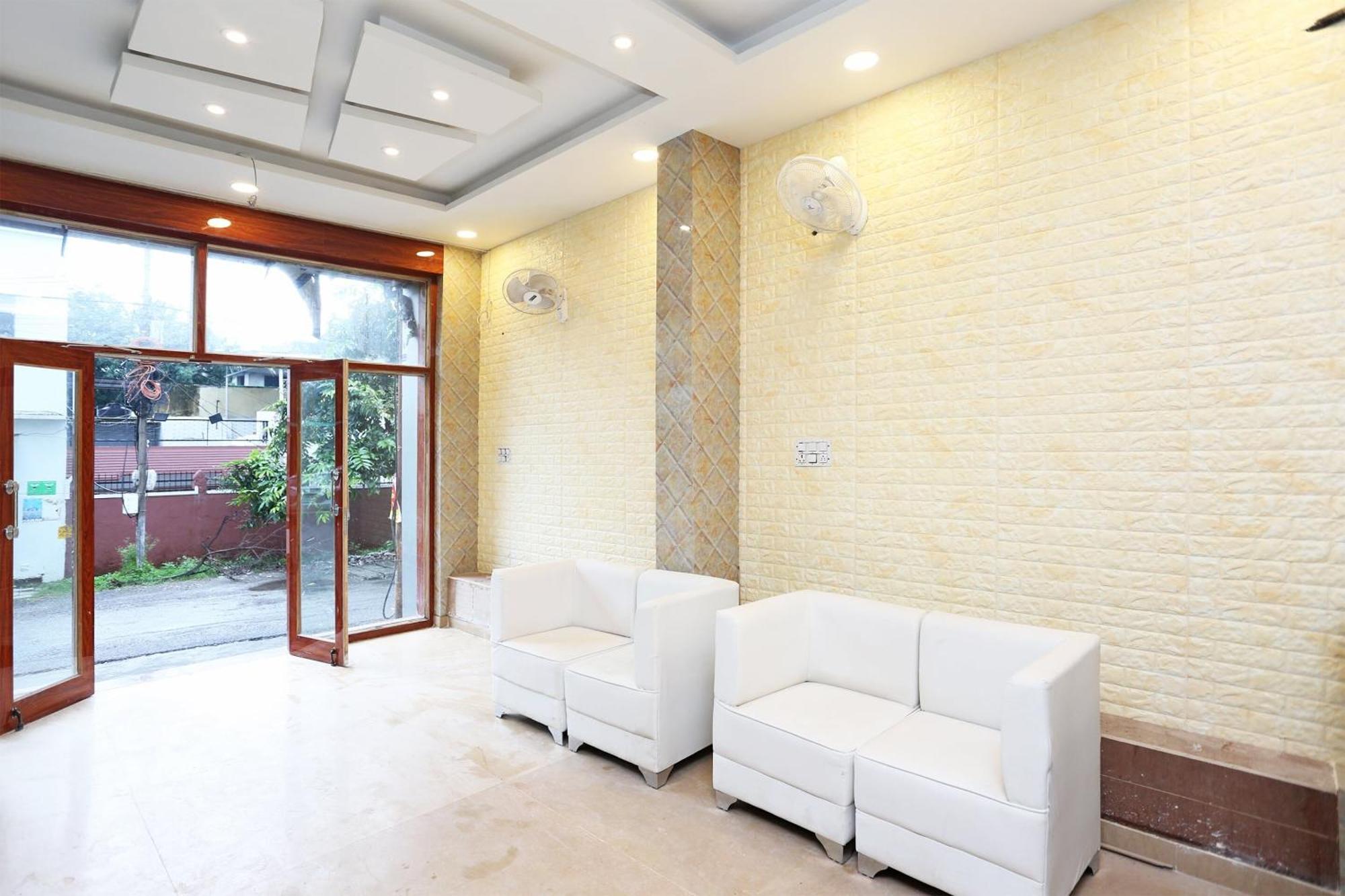 Hotel Rosewood Inn Rājpur Extérieur photo